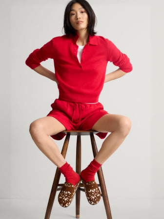 Model wearing The Penny Clog	ReVelvet Rodeo Torte.