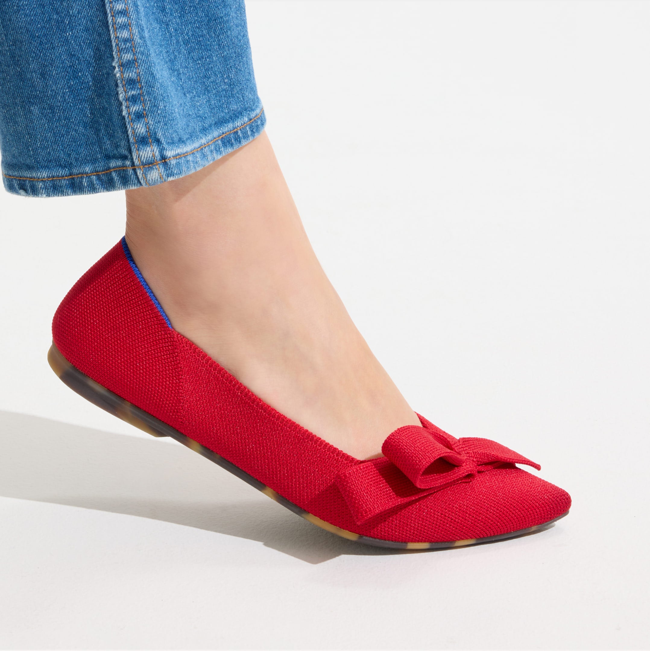 Close up of a model's foot in The Bow Point II.